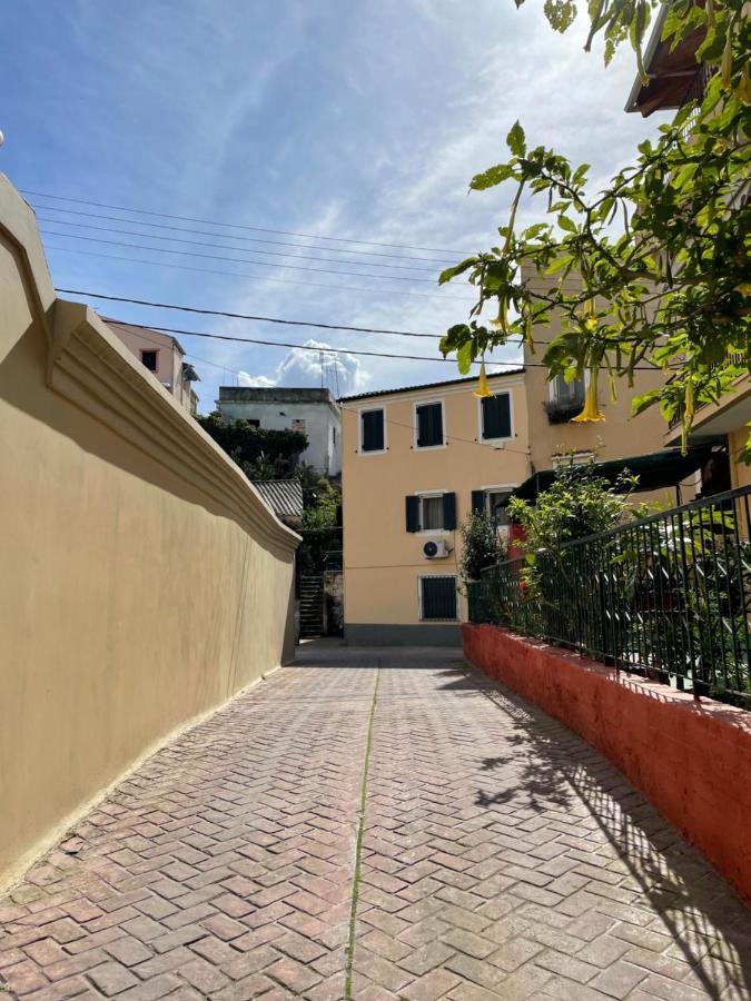 Fay'S Vintage Boutique House Apartment Corfu  Exterior photo